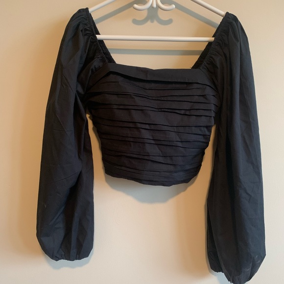 Black Abercrombie rouched puff long sleeve size S - Picture 2 of 3
